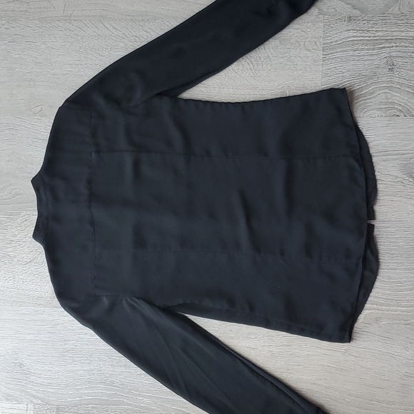 2/$30 - Armani Exchange Button up Blouse - Size Small - Picture 3 of 3